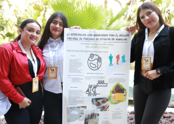 Destacan estudiantes sonorenses en foro regional sobre intervención educativa