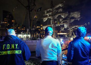 ¿Qué ocasionó el choque del Buque Escuela Cuauhtémoc de la Marina contra el Puente de Brooklyn? Alcalde reveló las causas