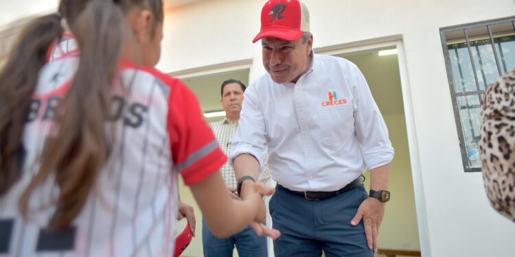 Apuesta Toño Astiazarán por la niñez en el Palo Verde