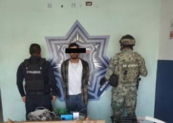 Detiene  SSPM y MARINA a dos por robo con violencia a casa habitación en Cajeme