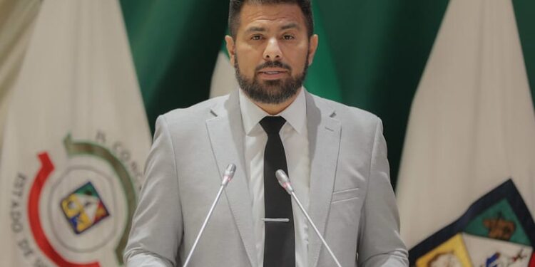 Presenta diputado Sebastián Orduño iniciativa para fortalecer derechos de personas adultas mayores