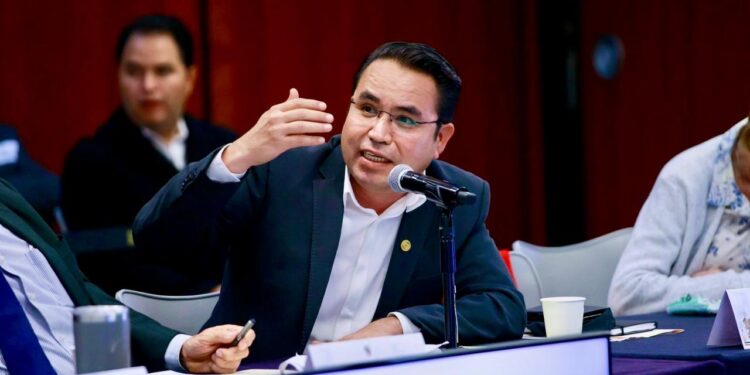 Los migrantes merecen respeto no impuestos: Heriberto Aguilar