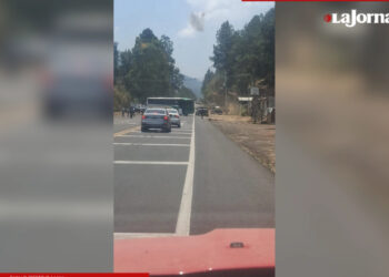 Michoacán: bloquean carretera en demanda de seguridad
