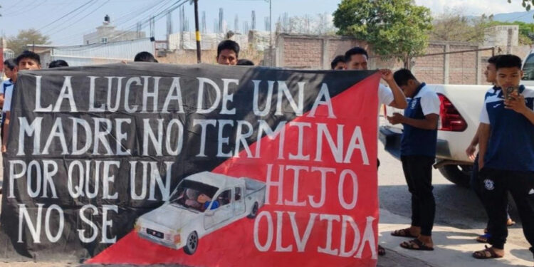 Advierten sobre posible carpetazo a homicidio de normalista Yanqui Khotan