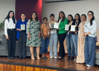 Impulsan vocaciones científicas en mujeres de la Sierra