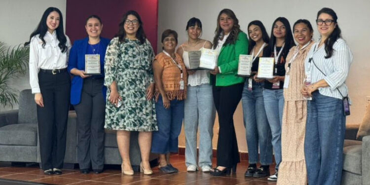 Impulsan vocaciones científicas en mujeres de la Sierra
