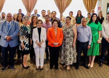 Preside licenciado Leobardo Olmos reunión de contralores