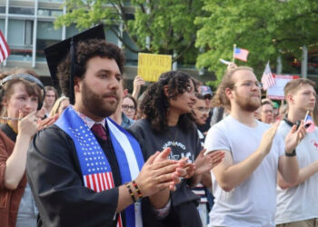 Universitarios en EU desafían a Trump y apoyan a Palestina