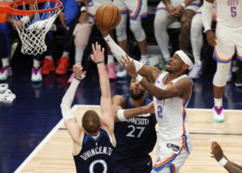 El Thunder de Oklahoma City pone contra las cuerdas a los Timberwolves