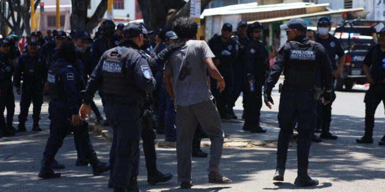 Detienen a 500 personas durante operativo ‘Pescador’ en Oaxaca