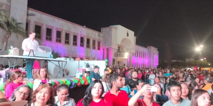 Gobierno de Cajeme celebra con gran éxito el día de las madres