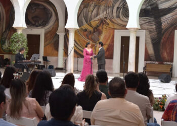Ofrecen concierto de opera alumnos de la Unison en Fiesta d