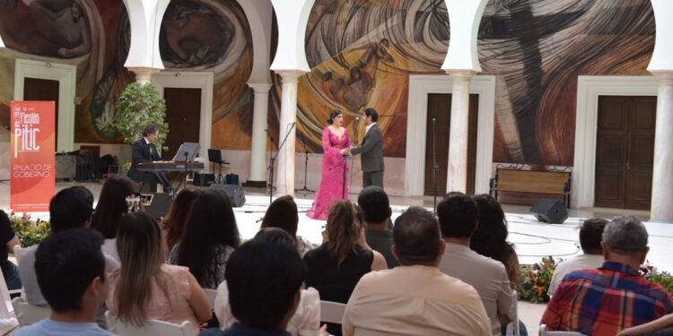 Ofrecen concierto de opera alumnos de la Unison en Fiesta d