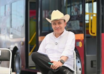 Gobernador Durazo hace historia con el Plan Sonora al inaugurar primera electrolinera pública