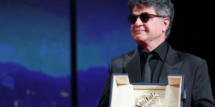 Jafar Panahi gana la Palma de Oro en Cannes con la cinta ‘Un simple accidente’