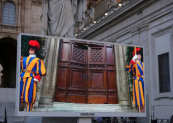 Cierran las puertas de la Capilla Sixtina, inicia el C´ónclave donde se elegirá al nuevo Papa