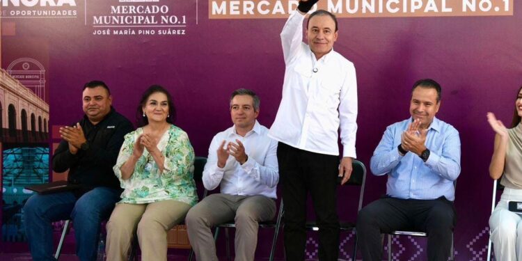 Rescate del Mercado Municipal es una realidad; Gobernador Durazo entrega instalaciones renovadas a locatarios