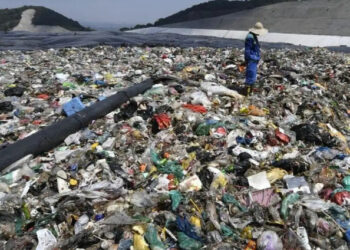 Pekín genera al día 67% más basura que CDMX