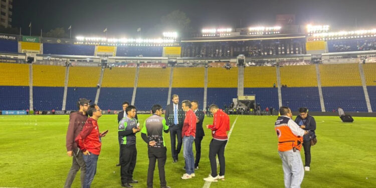 Roban a directiva del Toluca cuatro celulares en final de ida de Liga Mx