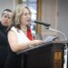 Reconocen ayuntamiento y SEC a maestras y maestros en su día