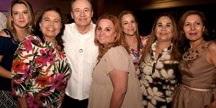 Gobernador Durazo reconoce labor de 3 mil madres trabajadoras al servicio del Gobierno de Sonora