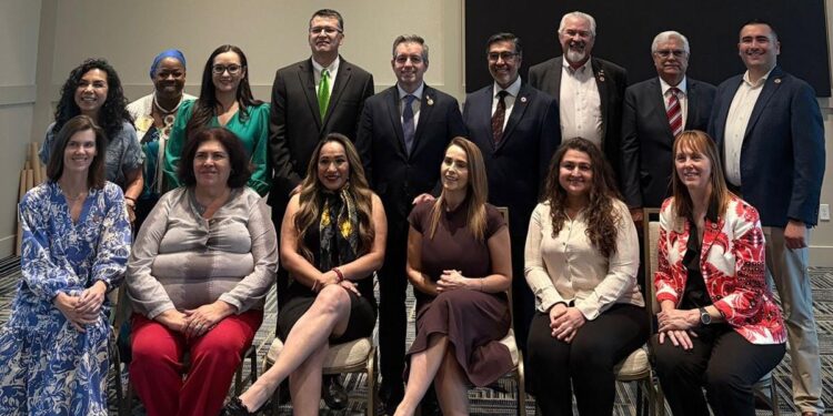 Dialogan legisladores del Congreso de Sonora y de Arizona sobre comercio y desarrollo regional