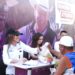Gobernador Durazo cumple a familias de la colonia Arcoiris
