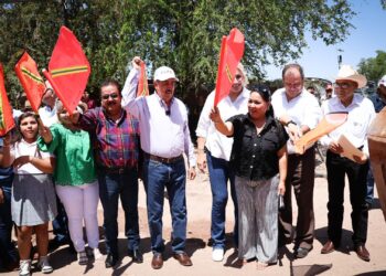 Continúa avanzando a paso firme Javier Lamarque en rehabilitación de infraestructura vial en zona urbana y rural