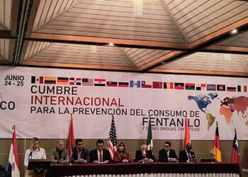 Participa Alcalde Juan Gim en la Cumbre Contra el Fentanilo