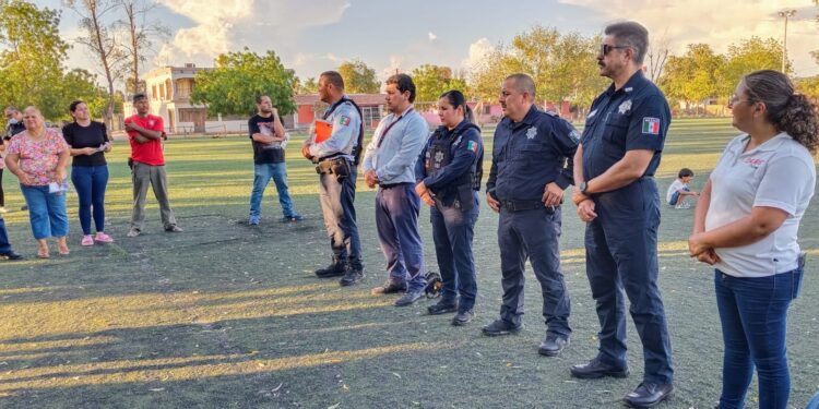 Llevan a Cabo reunión a cabo reunión vecinal en la colonia Luis Echeverría