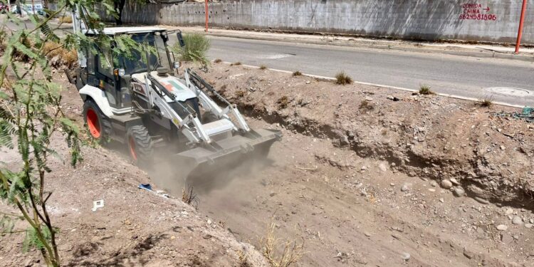 Presenta Servicios Públicos Municipales 90 por ciento de avance en limpieza de canales y arroyos