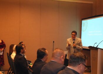 Participa alcalde Juan Gim en Comisión Arizona-México