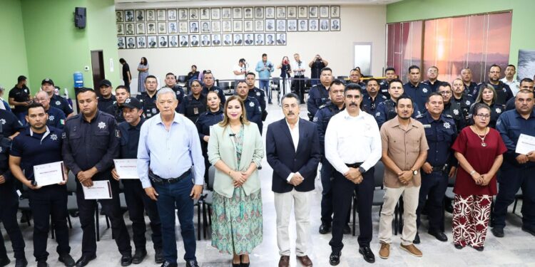 Reconoce Lamarque a policías de Cajeme que culminaron con éxito curso sobre “ALERTA DE GÉNERO”