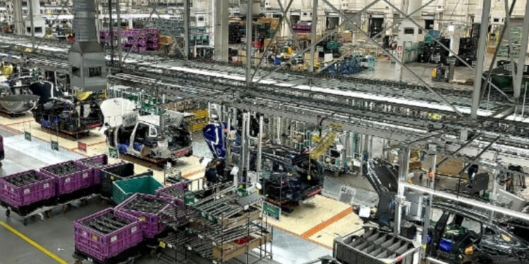 Caen exportaciones mexicanas en mayo; afecta descenso de agropecuarias y automotrices