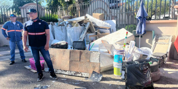 Beneficia Ayuntamiento a familias de Villa Bonita y alrededores con retiro de 31 toneladas de descacharre