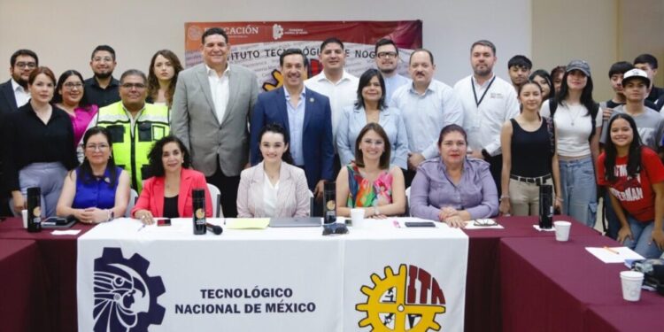 Comisión del Congreso de Sonora escucha propuestas en favor de personas migrantes en Nogales