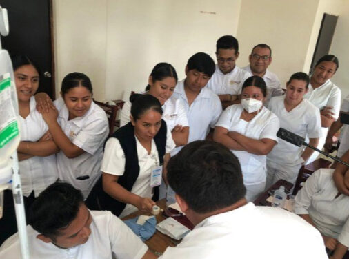 Levantan paro laboral de 7 hospitales y 160 clínicas en Oaxaca