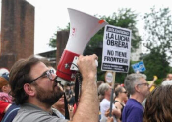 El Pentágono despliega unos 700 marines en LA para enfrentar las protestas