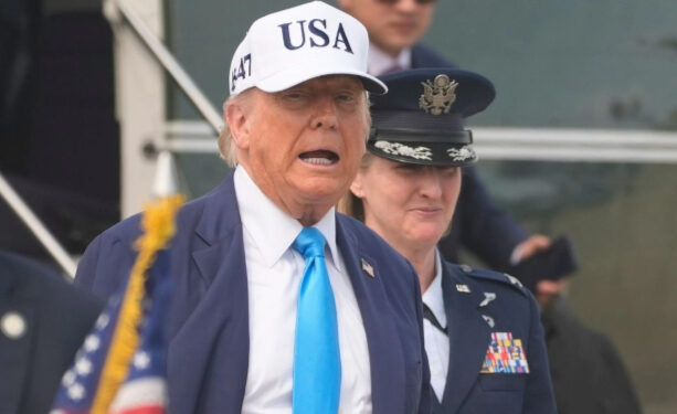 Discuten fiscales generales estatales demócratas y los abogados del gobierno sobre las implicaciones de la propuesta del presidente Donald Trump