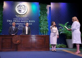 Gobernador Durazo reconoce a nueva rectora de Unison; refrenda compromiso con la transformación educativa