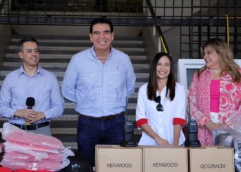 Entrega «EL CUBANO» dos patrullas nuevas y equipamiento para cuerpos de seguridad y emergencias