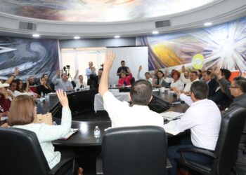 Corrige Cabildo pensión millonaria a líder sindical por ser legalmente incompatible y representar abuso de poder