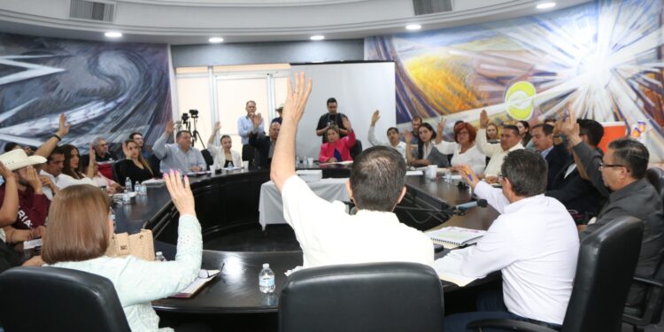 Corrige Cabildo pensión millonaria a líder sindical por ser legalmente incompatible y representar abuso de poder