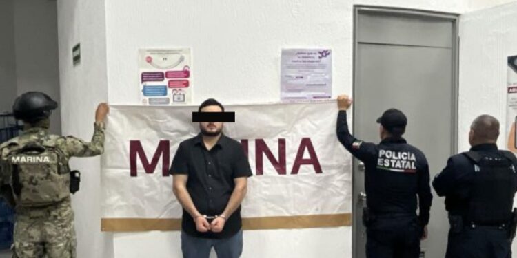 Detiene  SSPM a dos personas en posesión de arma de fuego en la colonia Cortinas