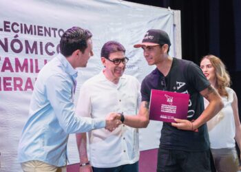 Gobierno de Sonora concluye entrega de apoyos en Nogales