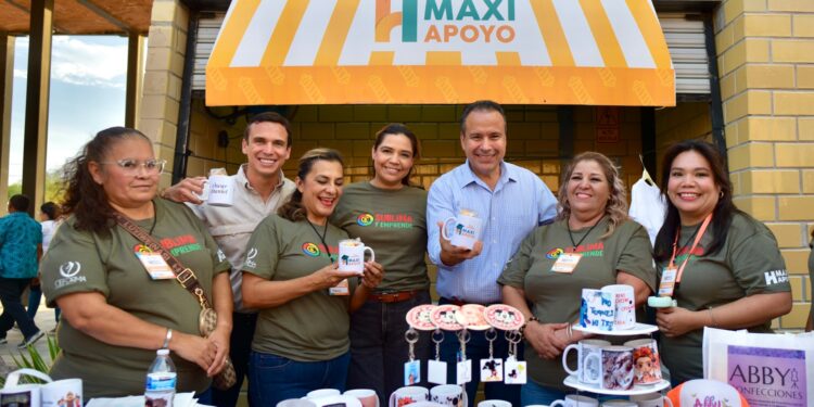 Beneficia Toño Astiazarán a 2 mil 119 emprendedoras con el programa Maxi Apoyo