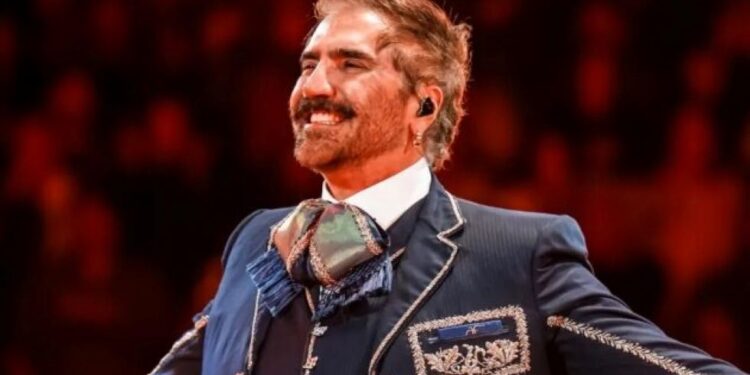 Alejandro Fernández donará a damnificados en Texas ganancias de sus conciertos en EE.UU.