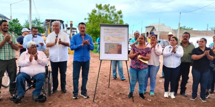 Llega el drenaje y agua potable al rodeo con arranque de obra de Javier Lamarque