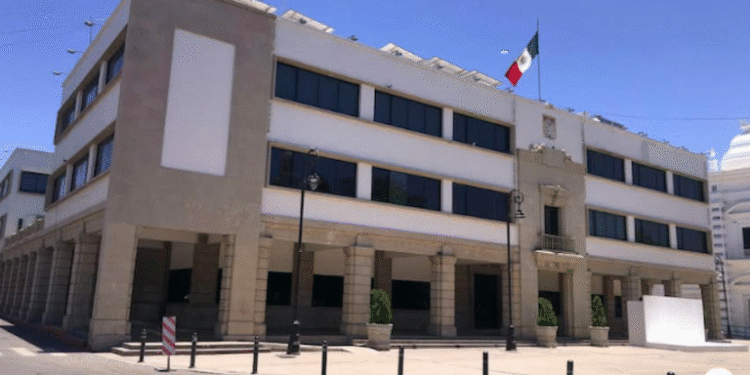 Consideran ciudadanos es más efectivo gobierno de Toño Astiazarán para resolver problemas