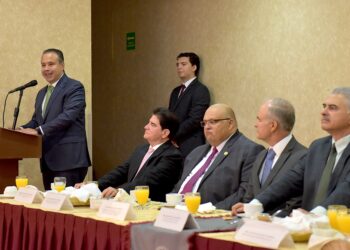 Necesaria la colaboración permanente de todos los niveles de gobierno para construir la paz: Toño Astiazarán